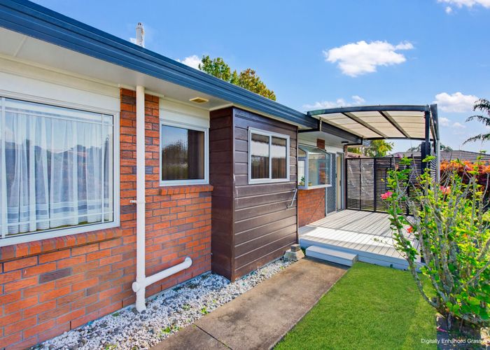  at 52 Bodi Place, Te Atatu South, Waitakere City, Auckland