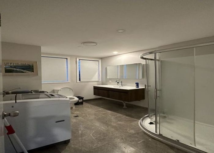  at 4 Sydney Street, Hauraki, North Shore City, Auckland