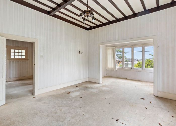  at 15 Rangitoto Avenue, Remuera, Auckland