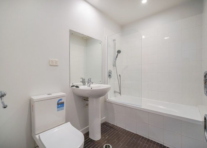  at 6/8 South St, Newton, Auckland City, Auckland