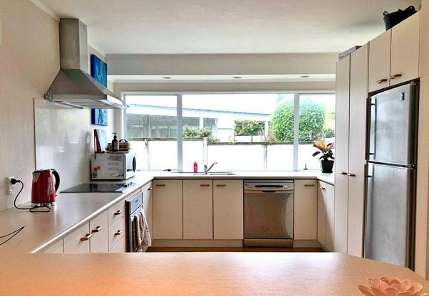  at 52 Wairere Road, The Gardens, Auckland