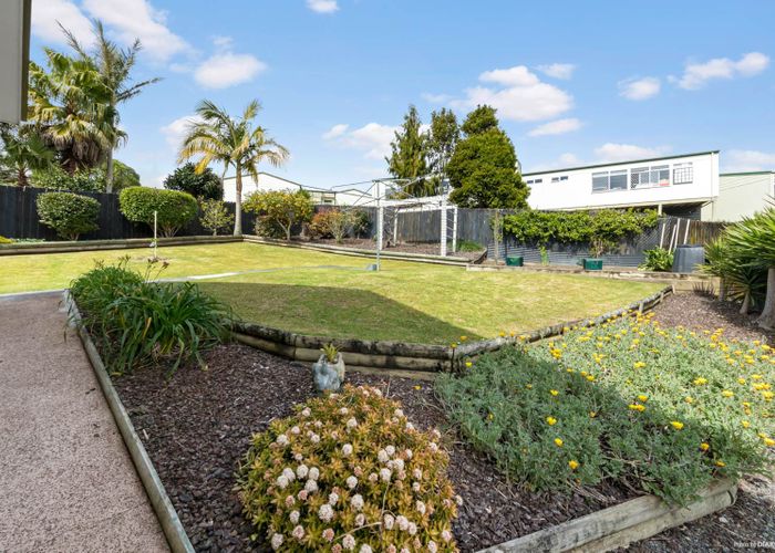  at 14 Annison Avenue, Glen Eden, Auckland