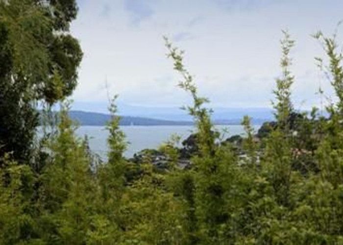  at 8 Jellicoe Road, Murrays Bay, Auckland
