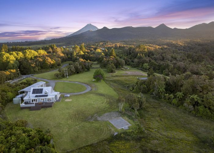  at 1752 Mangorei Road, Mangorei, New Plymouth, Taranaki