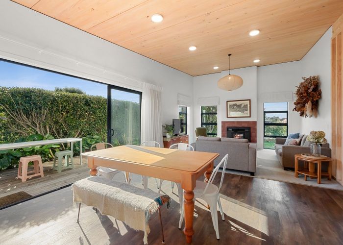  at 318 Mangorei Road, Merrilands, New Plymouth