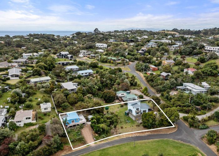  at 21 Moana Avenue, Surfdale, Waiheke Island