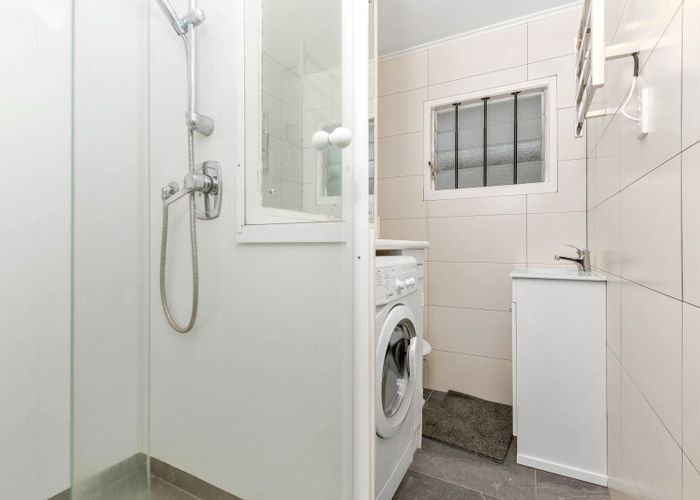  at 49i Seafield View Road, Grafton, Auckland City, Auckland