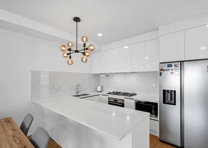  at 5B Frontier Lane, Flat Bush, Auckland