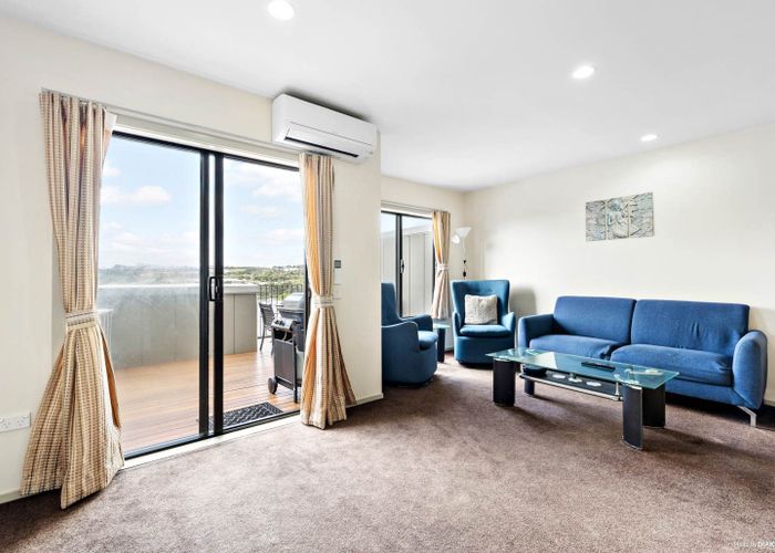  at 10/17 Georgia Terrace, Albany, North Shore City, Auckland