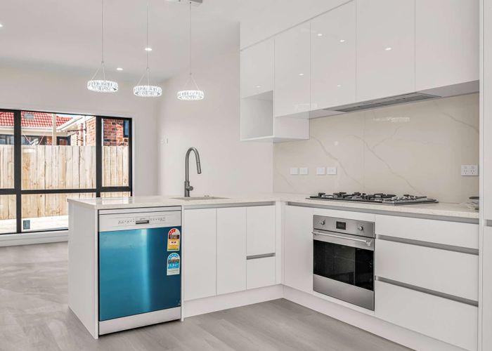  at 3/7 Kingfisher Place, Favona, Manukau City, Auckland