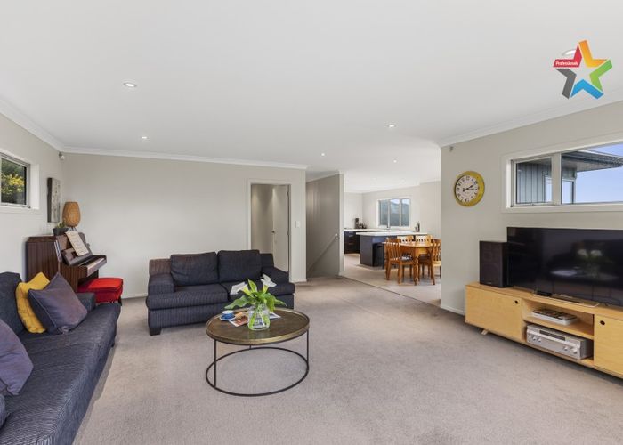  at 10 Swain Grove, Riverstone Terraces, Upper Hutt