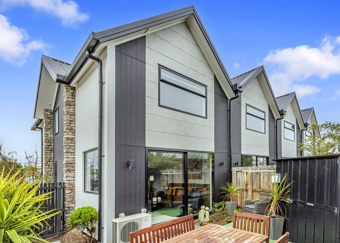  at 1/61 Peverel Street, Riccarton, Christchurch City, Canterbury