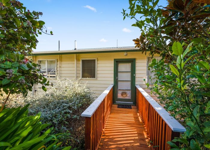  at 2/21 Vancouver Street, Kingston, Wellington