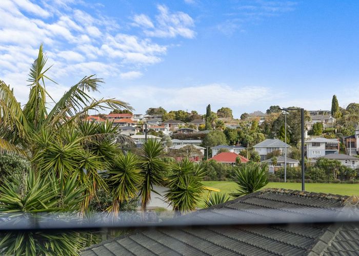  at 2/21 Valonia Street, New Windsor, Auckland City, Auckland