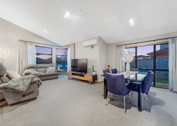  at 6 Dalcross Drive, Dannemora, Manukau City, Auckland