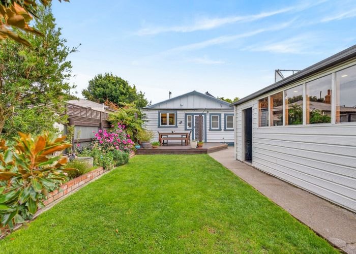  at 921 Willowpark Road North, Mayfair, Hastings, Hawke's Bay