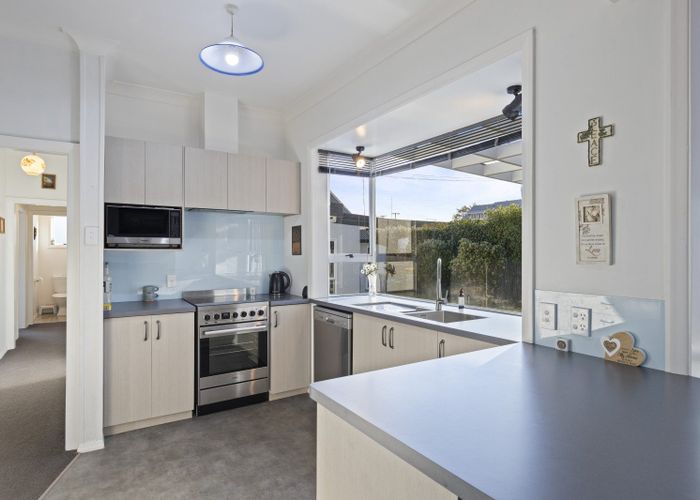  at 25A Paynters Avenue, Strandon, New Plymouth, Taranaki