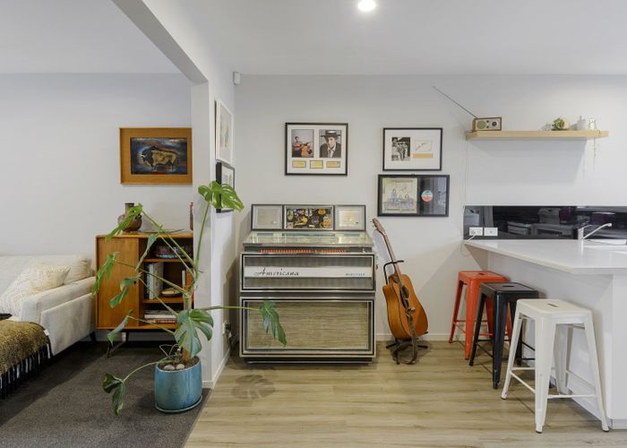  at 2/24 Champion Street, Edgeware, Christchurch