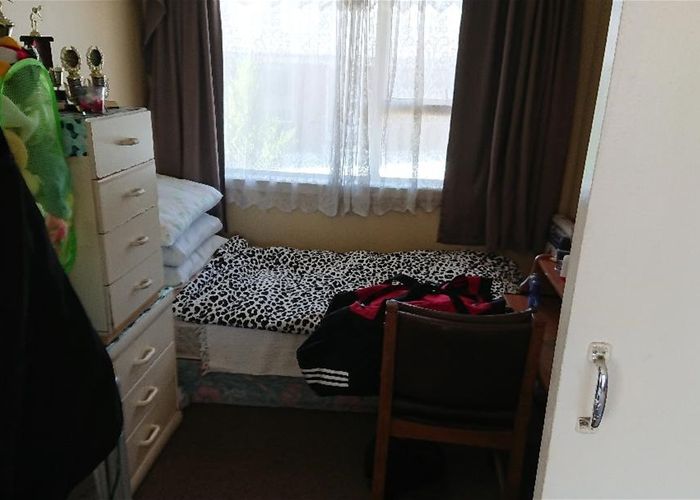  at 4/13 Rodney Street, Otahuhu, Auckland
