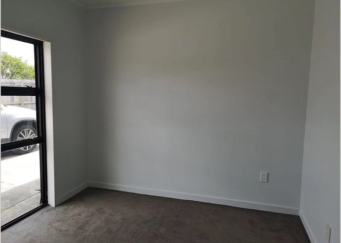  at 3/12 Tonar Street, Northcote, North Shore City, Auckland