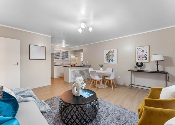  at 4/19 Detro Street, Papatoetoe, Auckland