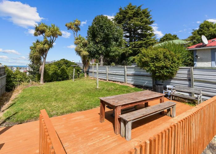  at 35 Sutherland Street, Dunedin Central, Dunedin