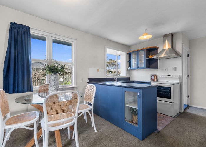  at 1/14 Farquhars Road, Redwood, Christchurch City, Canterbury