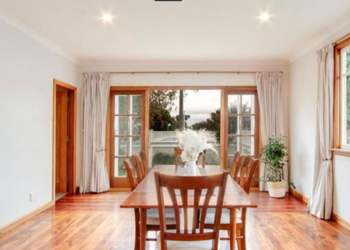  at 215 Park Road North, Parkvale, Hastings, Hawke's Bay