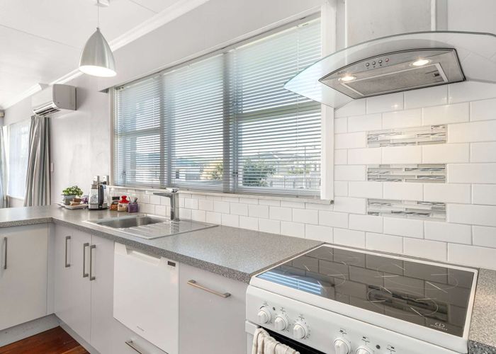  at 2 Winchester Street, Levin, Levin