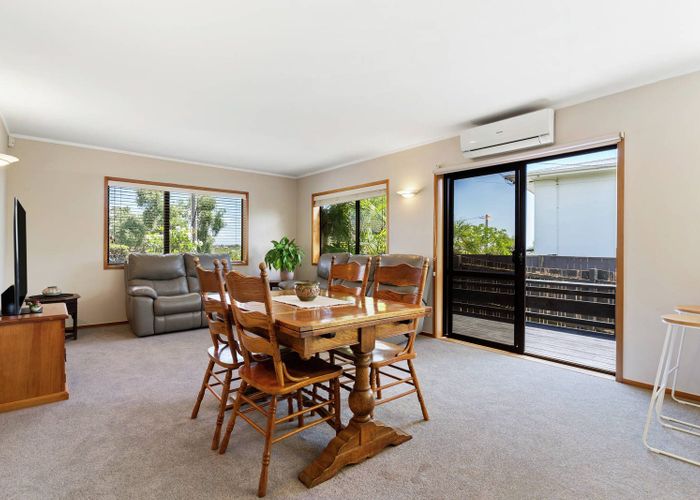  at 2/109 Litten Road, Cockle Bay, Manukau City, Auckland