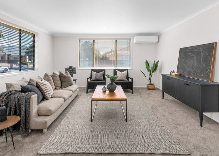  at 18 Stoneleigh Drive, Chartwell, Hamilton