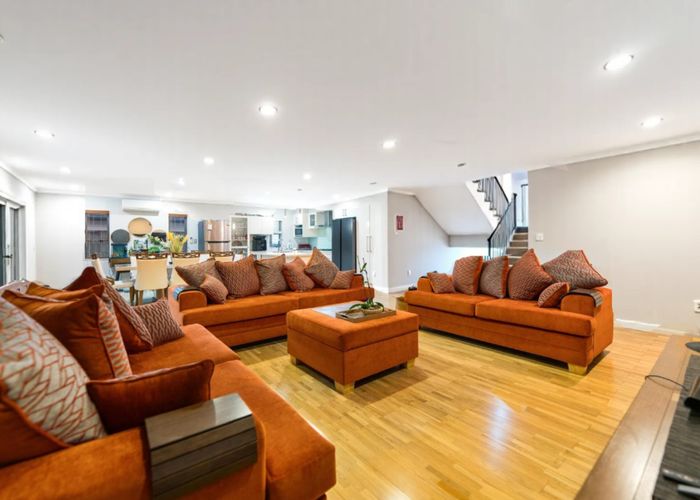  at 20 Viera Drive, Flat Bush, Manukau City, Auckland