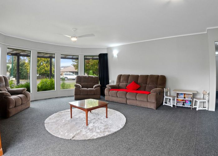  at 21 Capricorn Place, Kawaha Point, Rotorua, Bay Of Plenty