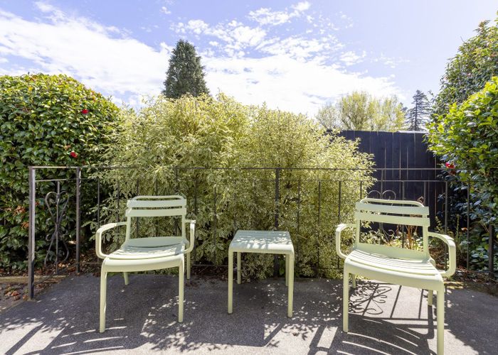  at 2/7 Kathleen Place, Rainbow Point, Taupo, Waikato