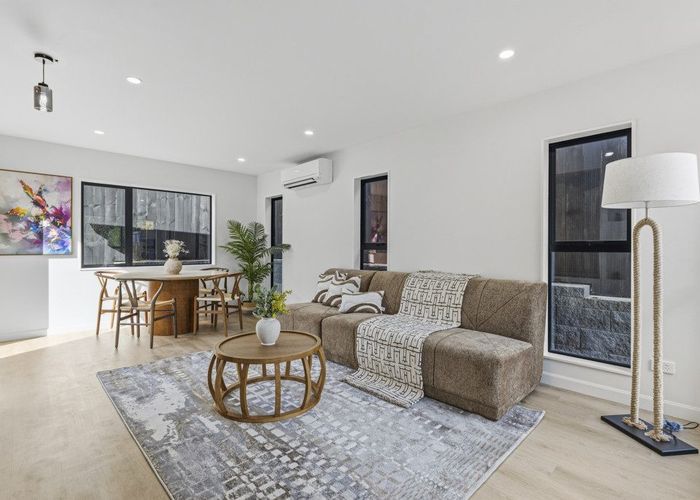  at 4/8 Buller Crescent, Manurewa, Manukau City, Auckland