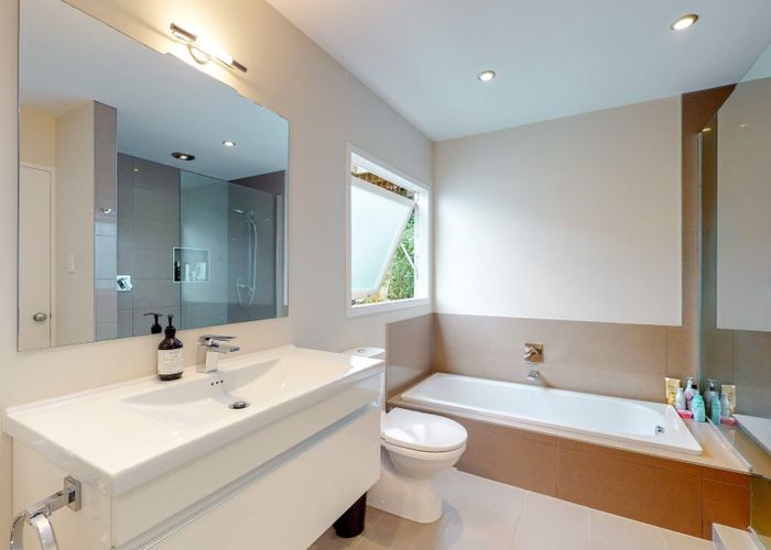  at 22B Orchard Street, Wadestown, Wellington