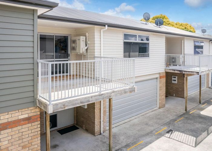  at 2/9 Beatty Street, Melville, Hamilton, Waikato