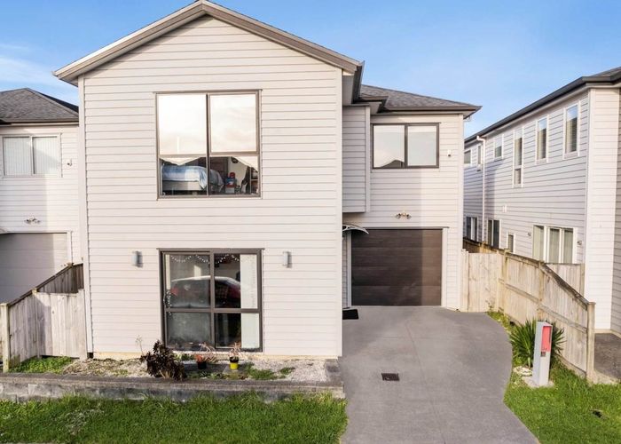  at 34 Calcite Avenue, Flat Bush, Auckland