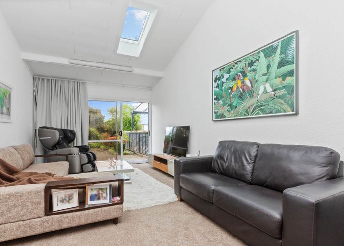  at 1/101 Selwyn Road, Howick, Auckland