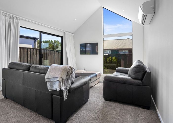  at 6 Stroma Avenue, Casebrook, Christchurch