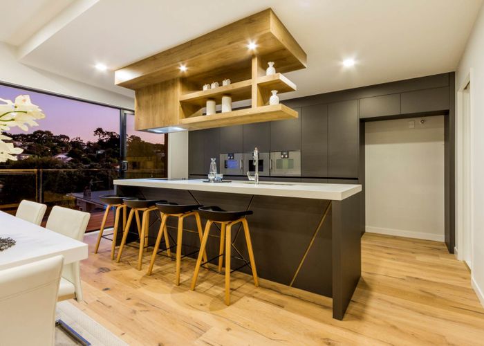  at 3 Montana Avenue, Murrays Bay, Auckland