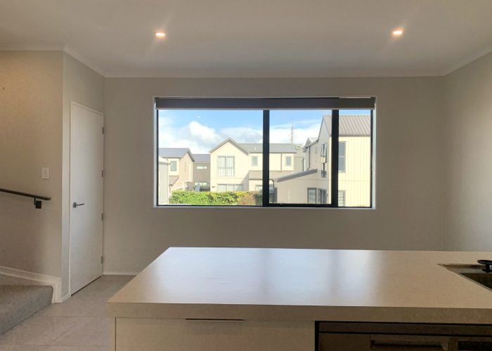  at 3/2 Rangitamiro Place, Hobsonville, Waitakere City, Auckland