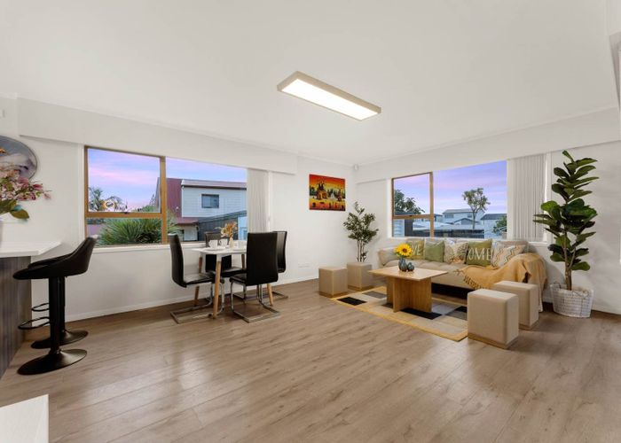  at 1/30 Blacklock Avenue, Henderson, Auckland
