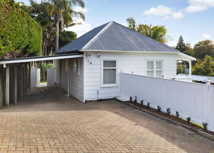  at 2/16 Woodside Avenue, Northcote, Auckland