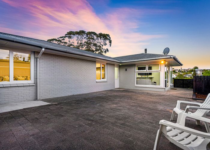  at 43 McClintock Road, Massey, Waitakere City, Auckland