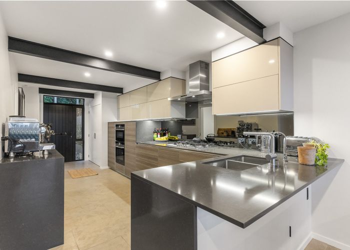  at 5/2 Gunson Street, Freemans Bay, Auckland