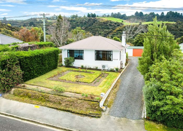  at 20 Saddleview Place, Fairfield, Dunedin