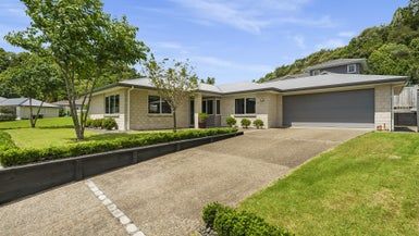  at 61 Bathurst Crescent, Pyes Pa, Tauranga