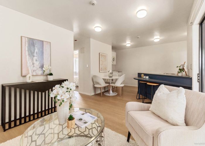  at 3/5 The Avenue, Albany, North Shore City, Auckland