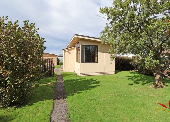  at 9 Harvey Street, Grasmere, Invercargill